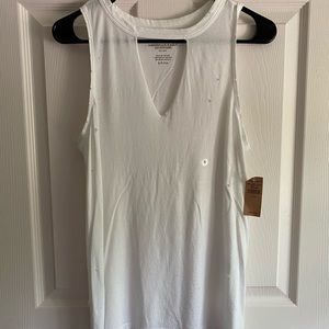 American Eagle White Distressed tank.